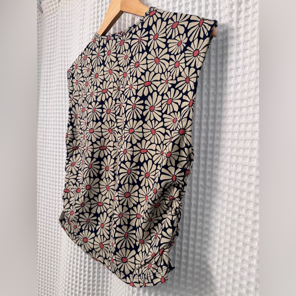 Mata Traders Ruched Top - Sleeveless with Flower Power Design - Picture 7 of 8